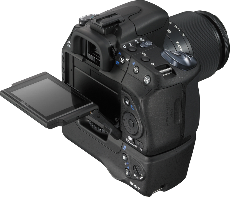 Illustration for article titled Sony A300 and A350 DSLRs Have Two-Way Tilting Live View